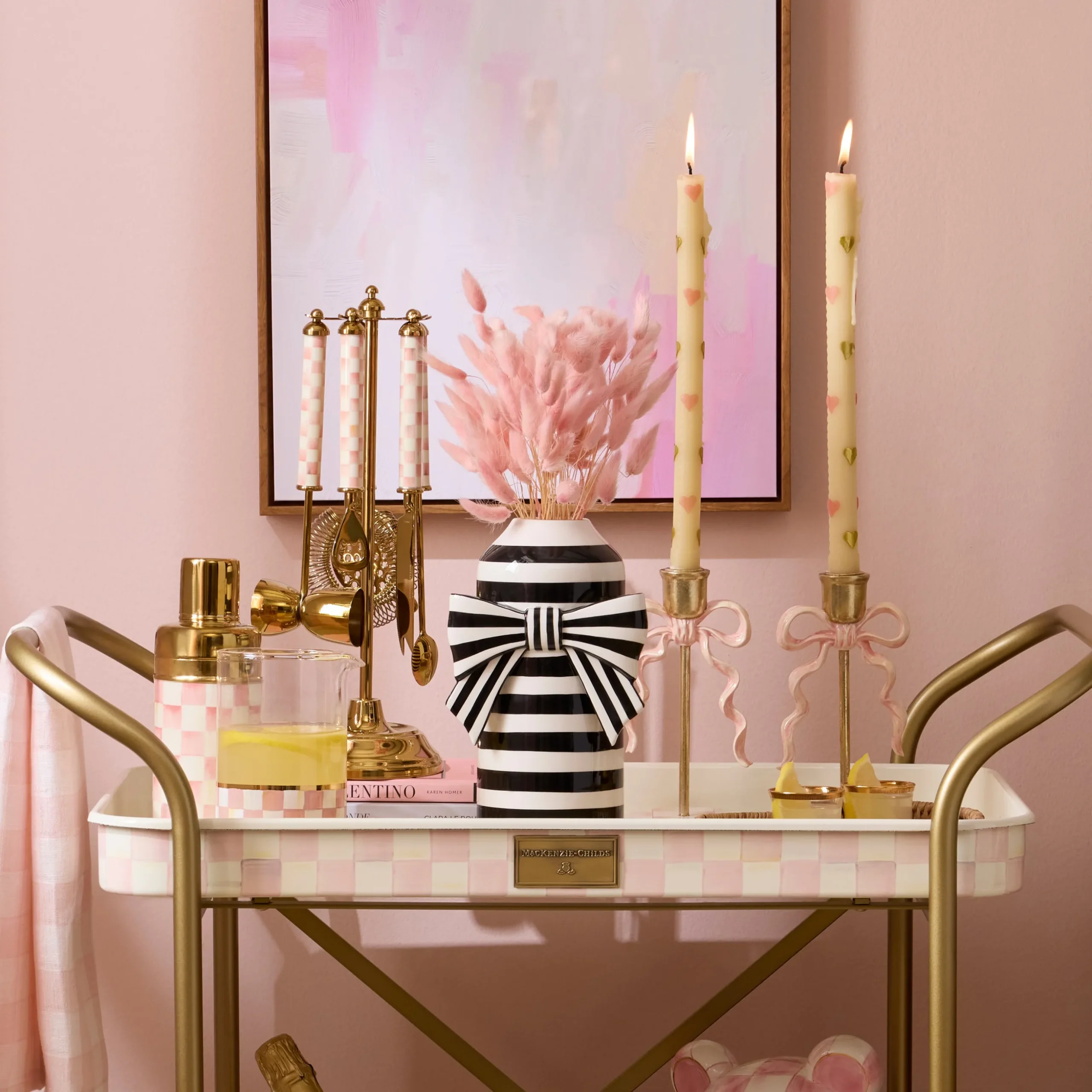 Courtly Bow Vase