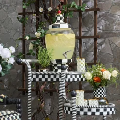 Courtly Check Beverage Hostess
