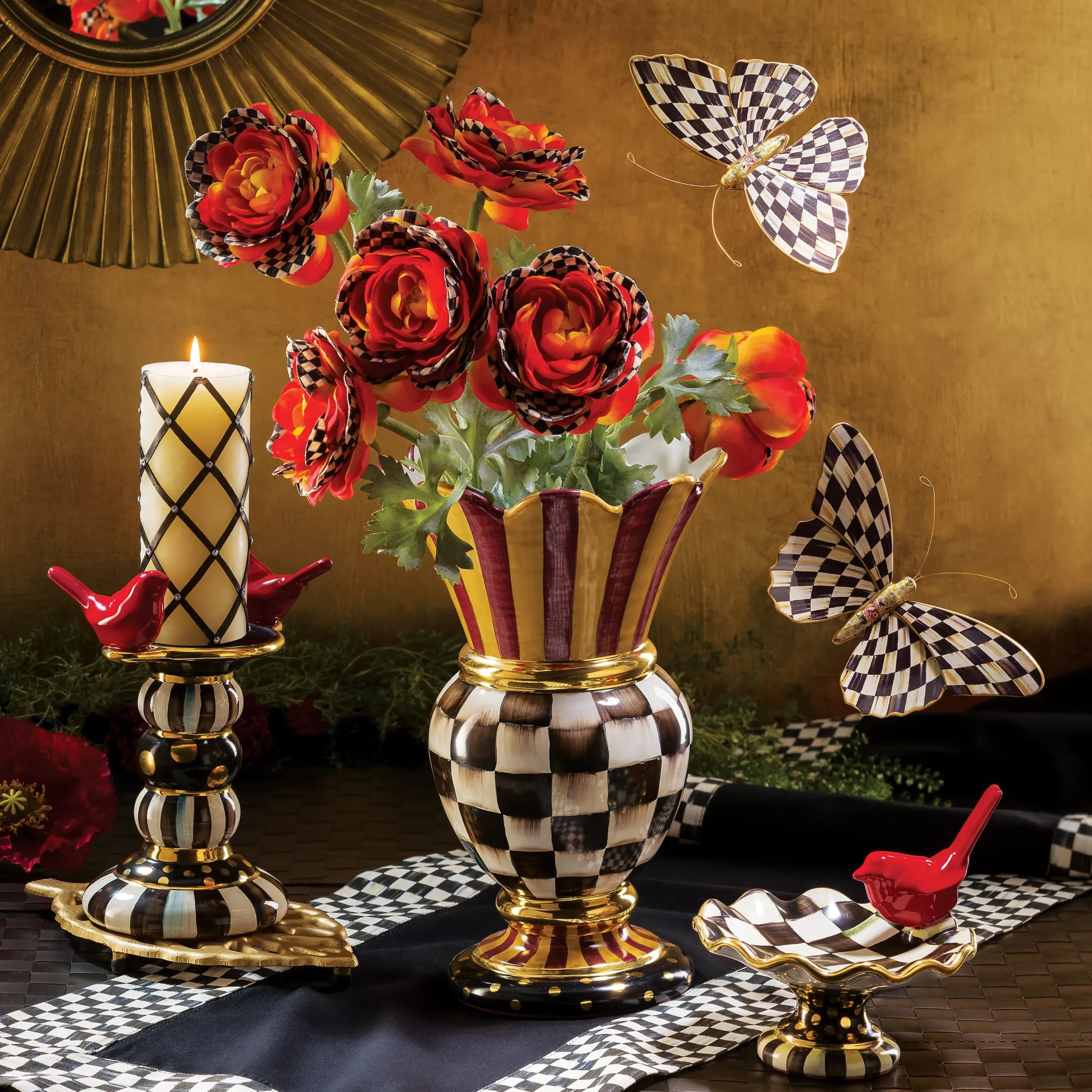 Courtly Check Black Table Runner