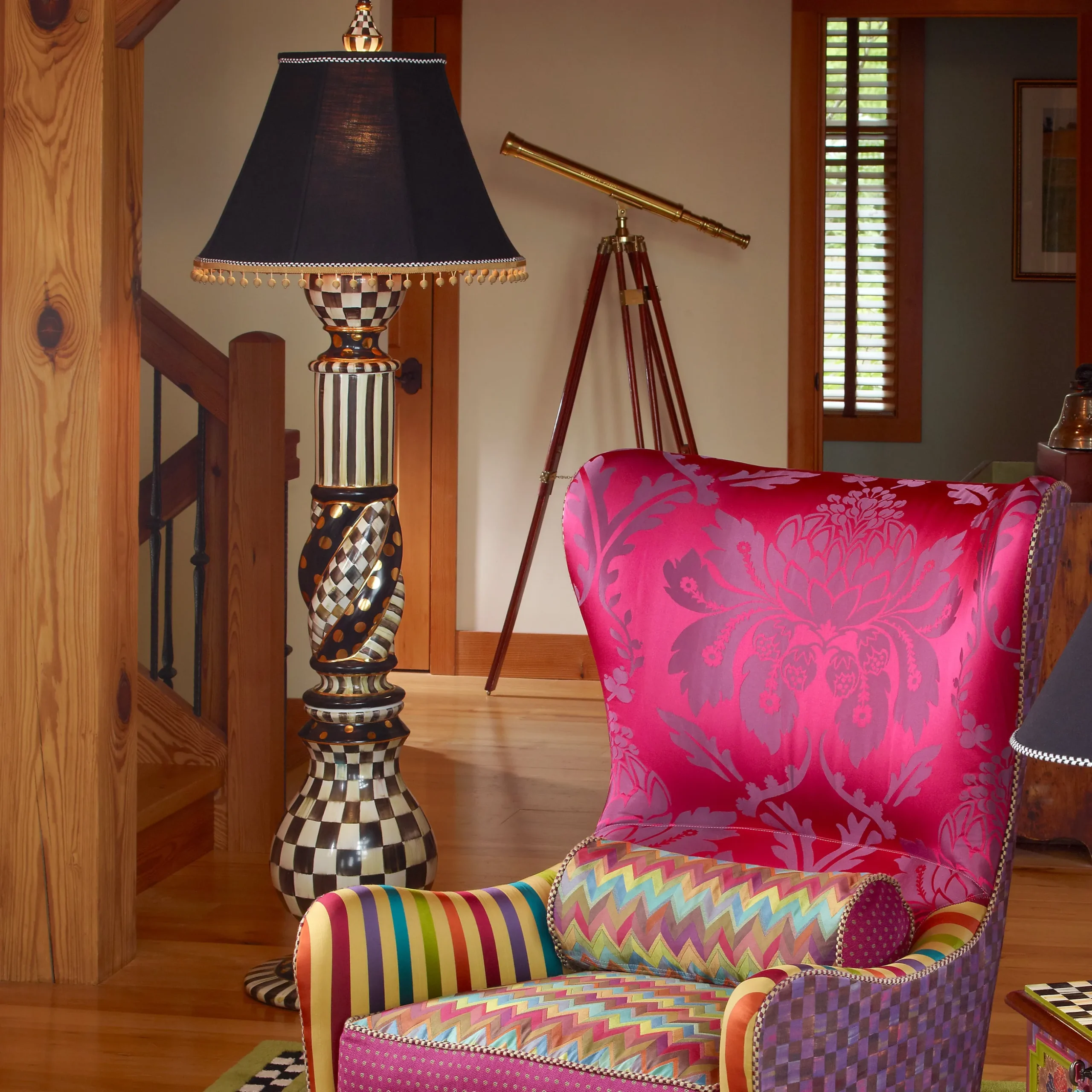 Courtly Check Ceramic Floor Lamp