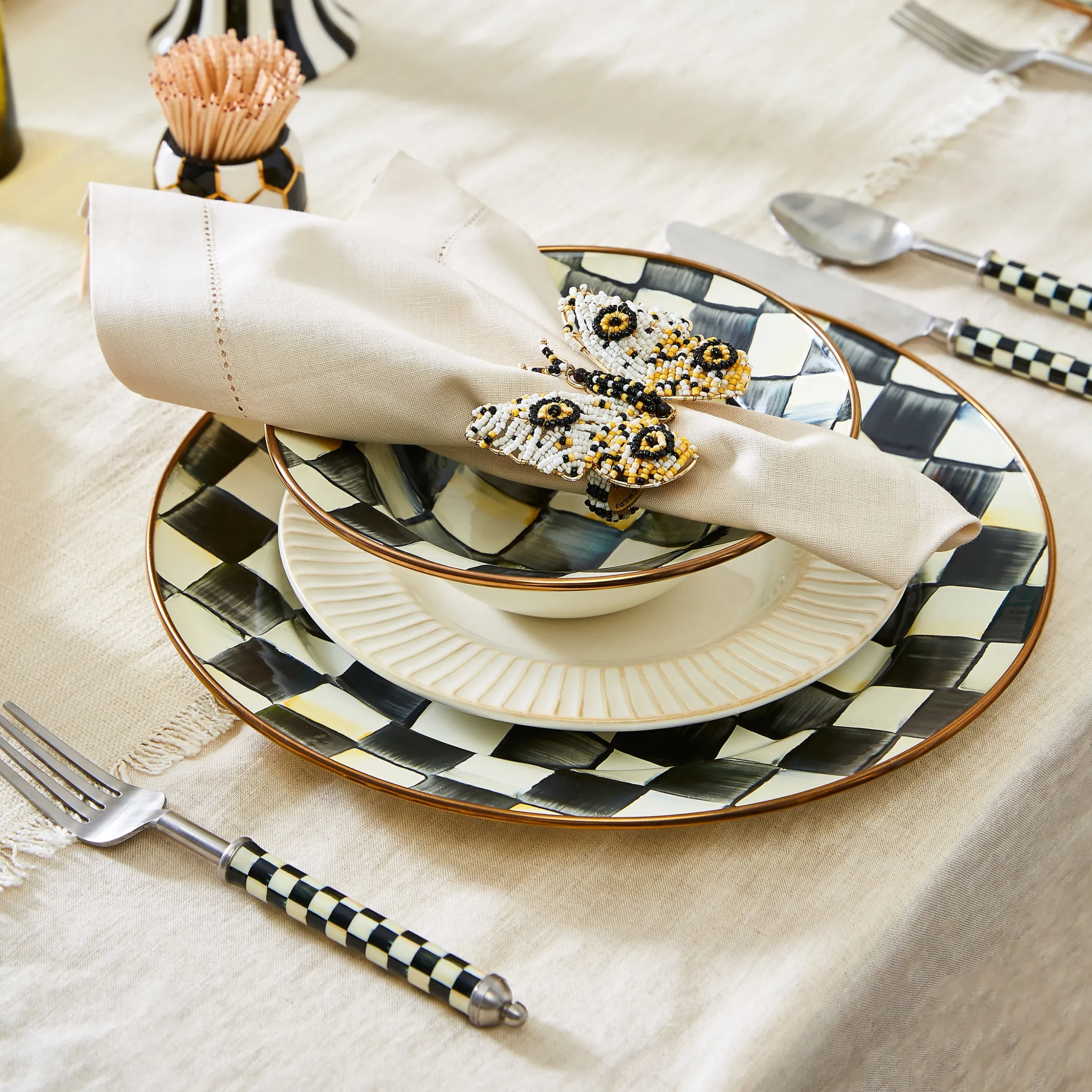 Courtly Check Charger/Plate