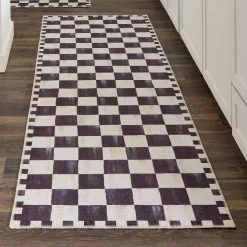 Courtly Checkered 2'6" x 8' Washable Runner