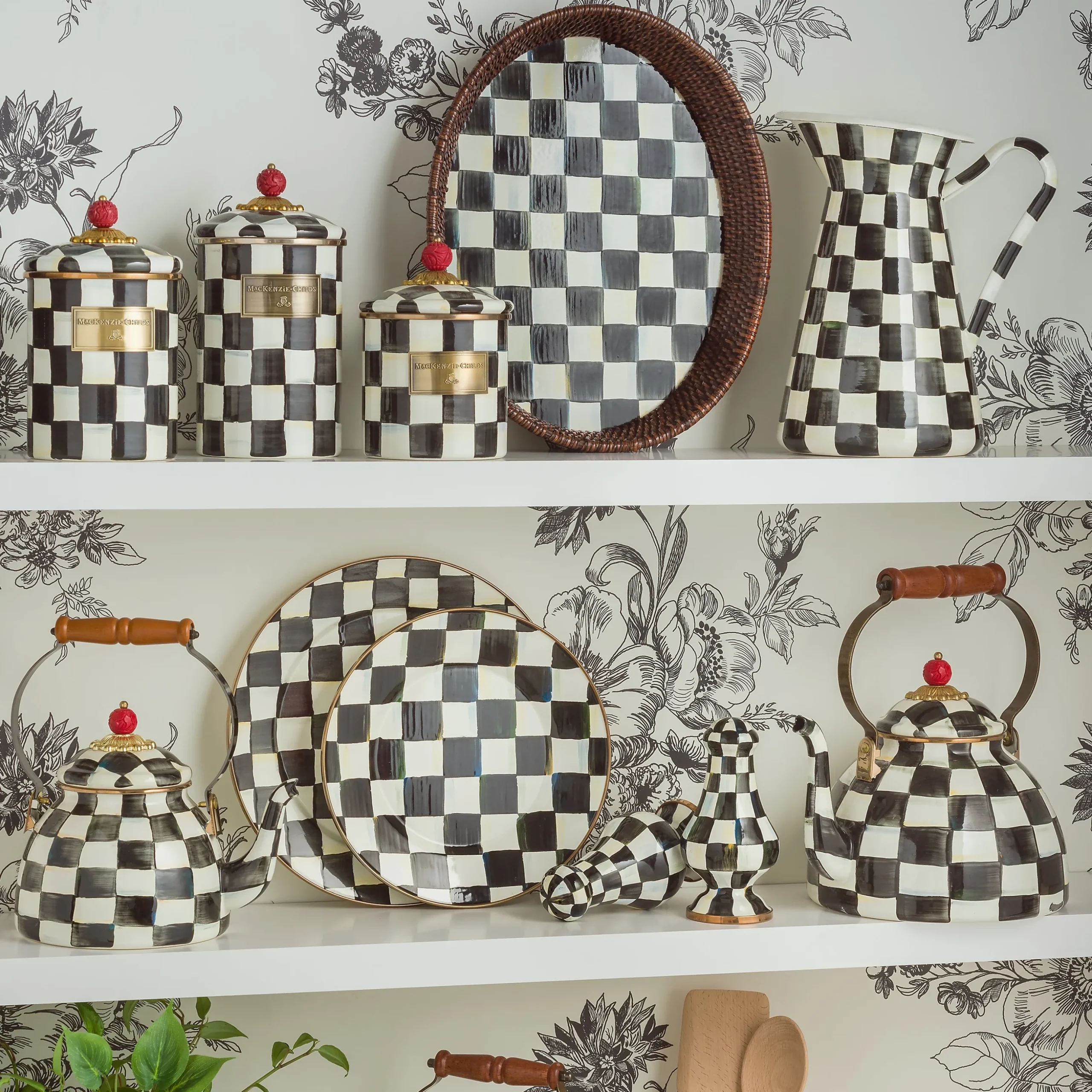 Courtly Check Large Practical Pitcher