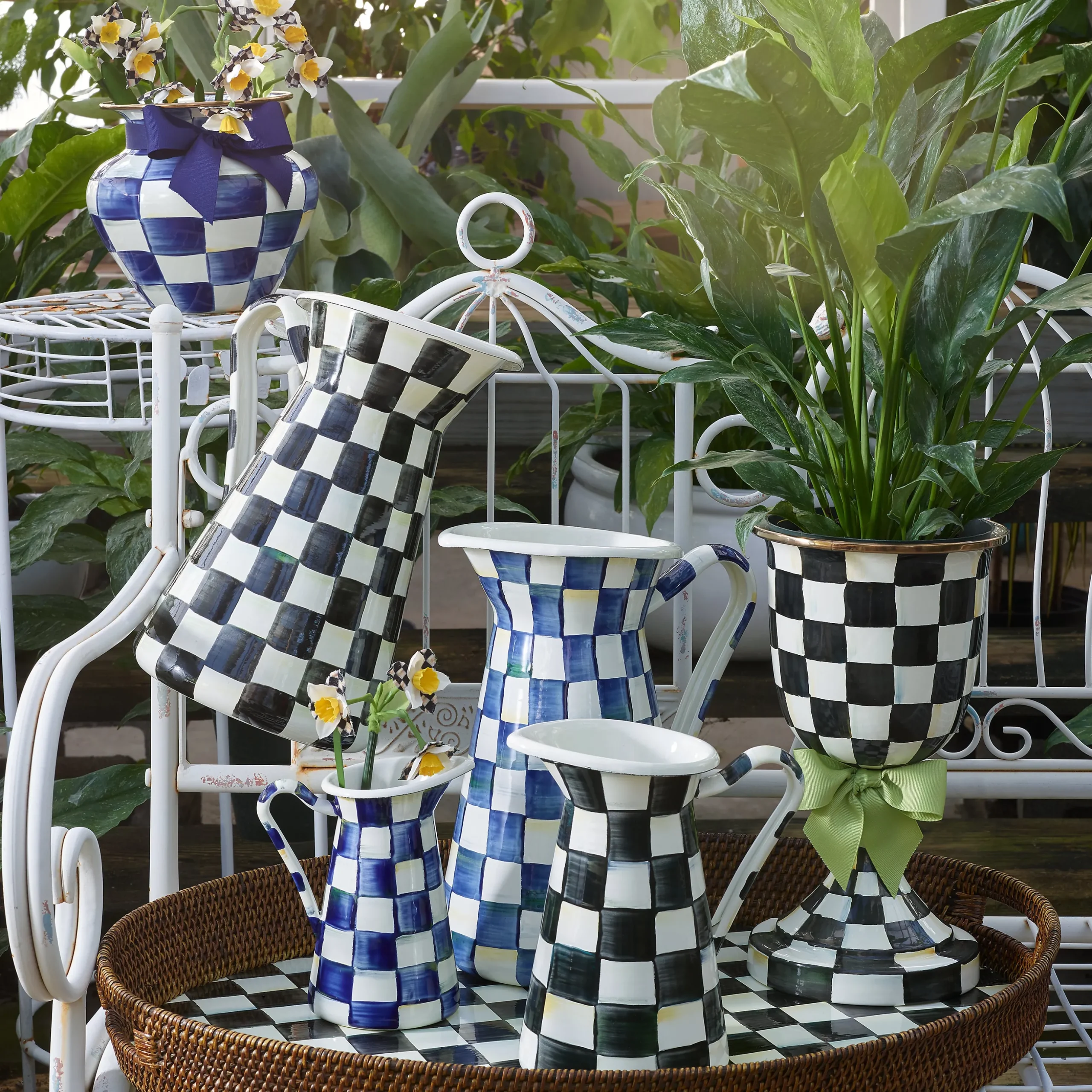 Courtly Check Large Practical Pitcher