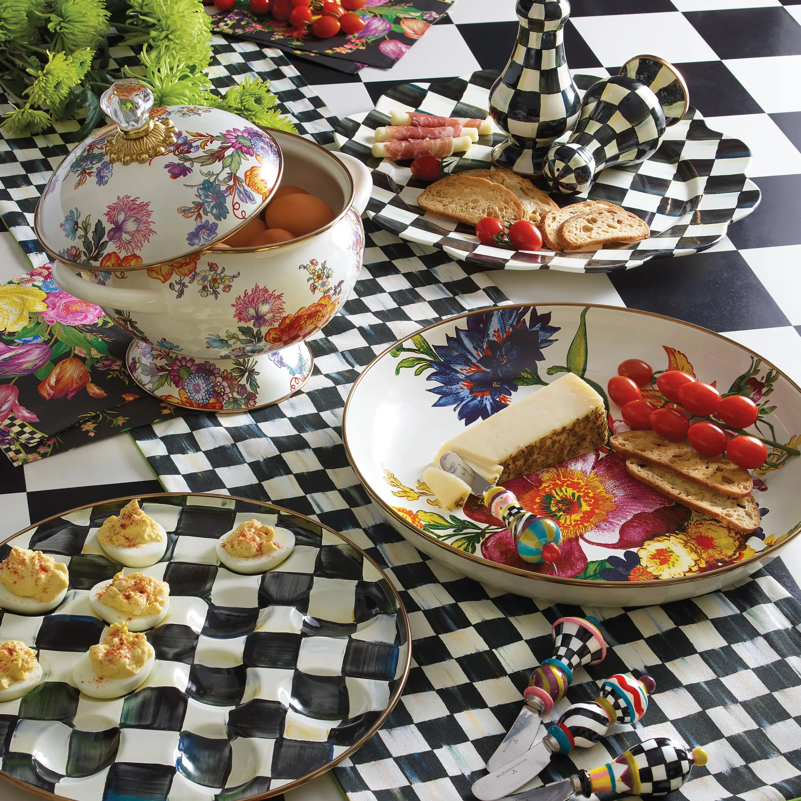 Courtly Check Large Salt & Pepper Shakers
