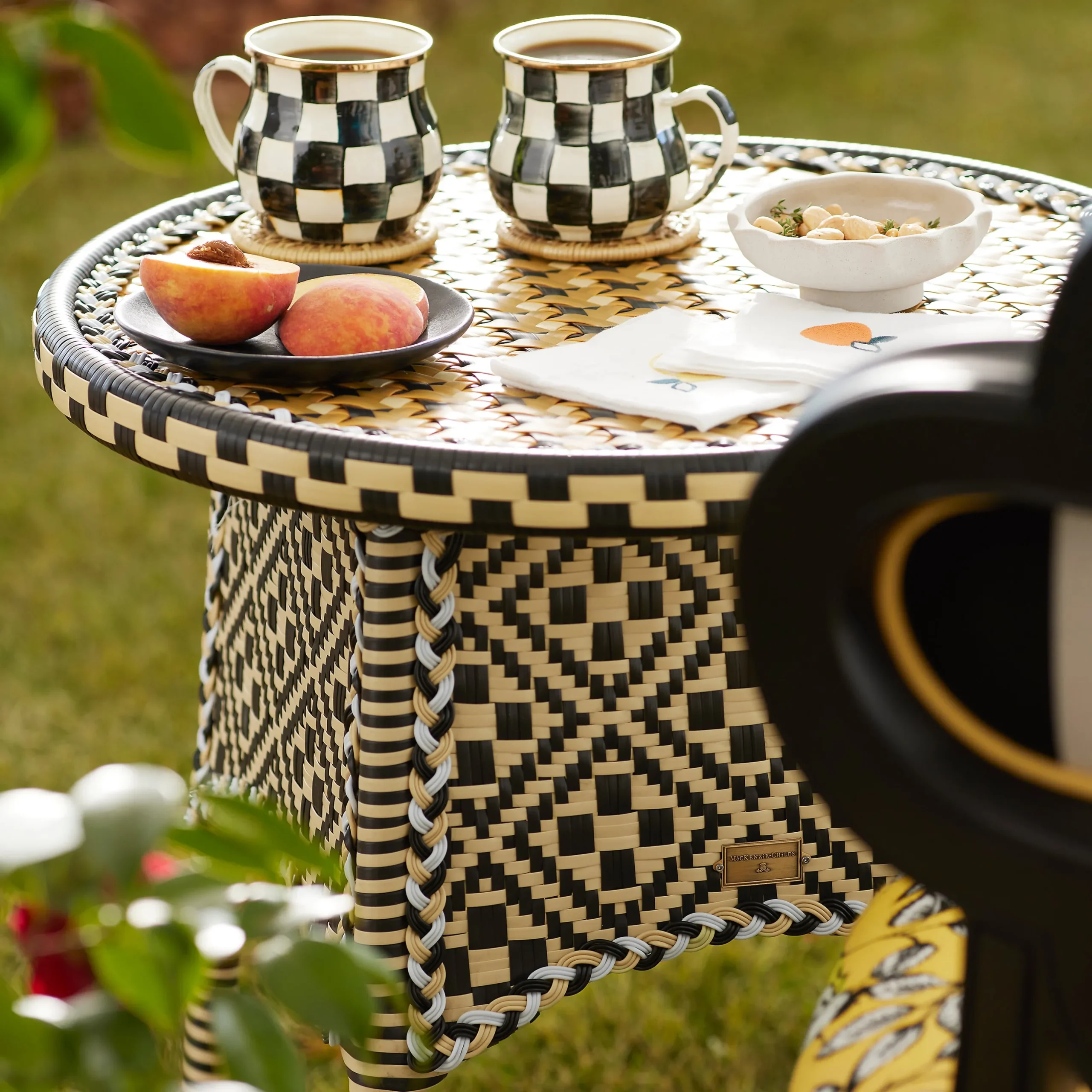 Courtly Check Mug