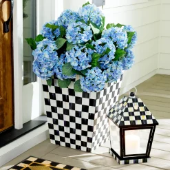 Courtly Check 20" Planter