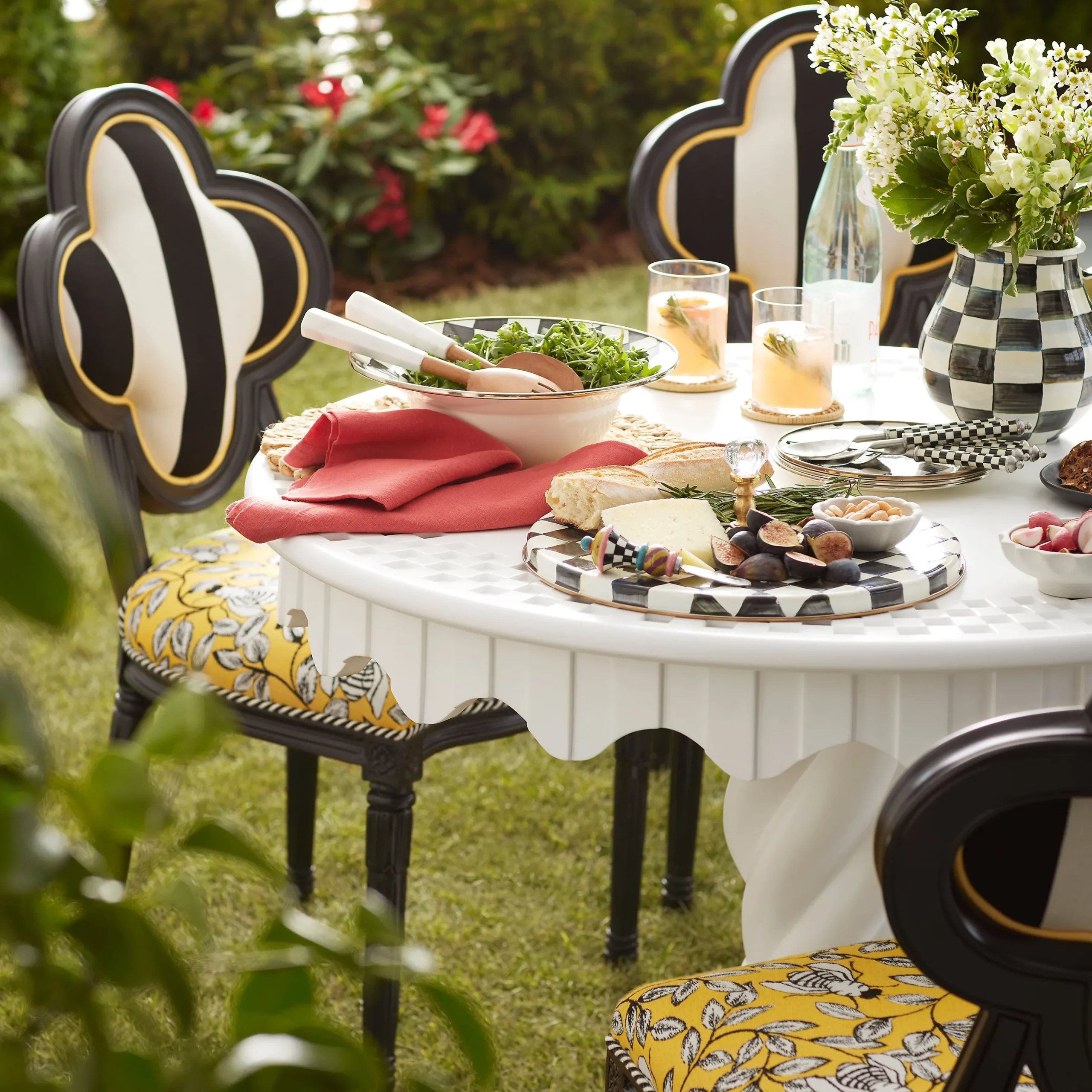 Courtly Check Salad Serving Set