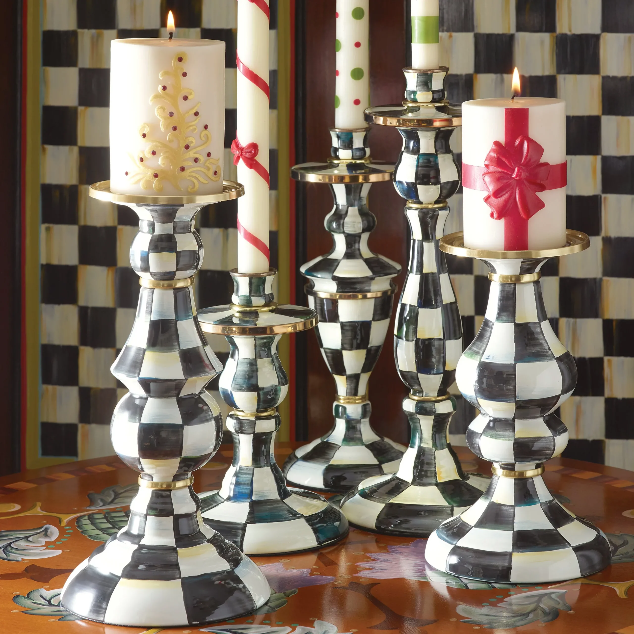 Courtly Check Small Enamel Candlestick