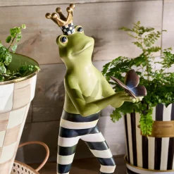 Courtly Fergal the Frog with Butterfly Decor