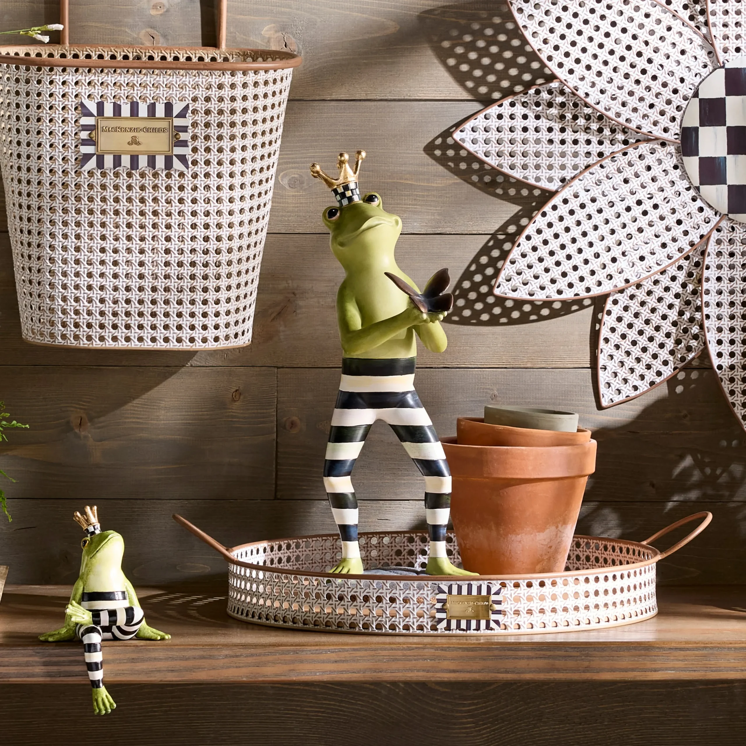 Courtly Fergal the Frog with Butterfly Decor