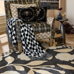 Farmhouse Floral 8' x 10' Rug