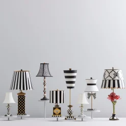 Flower Show Table Lamp