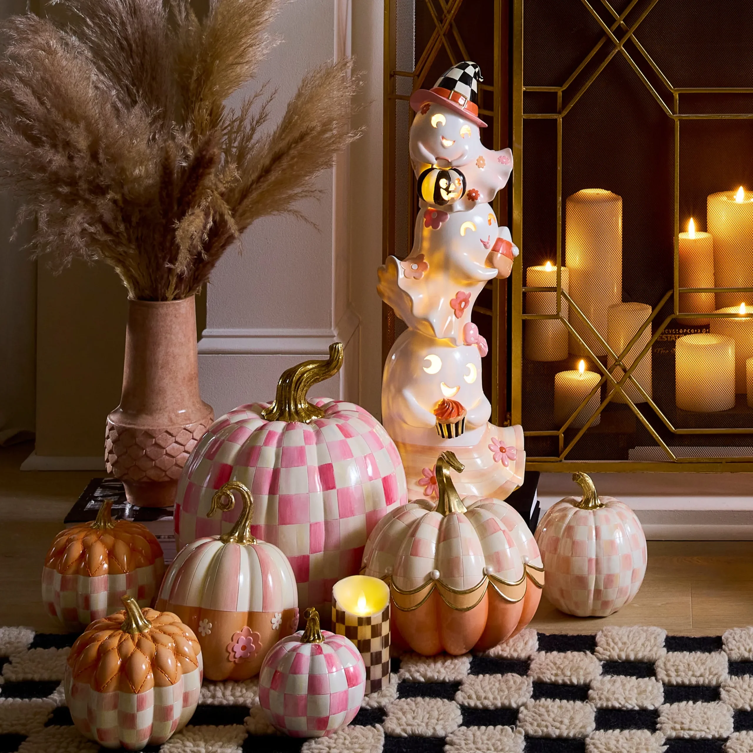 Hocus Pocus Illuminated Stacked Ghosts Figure