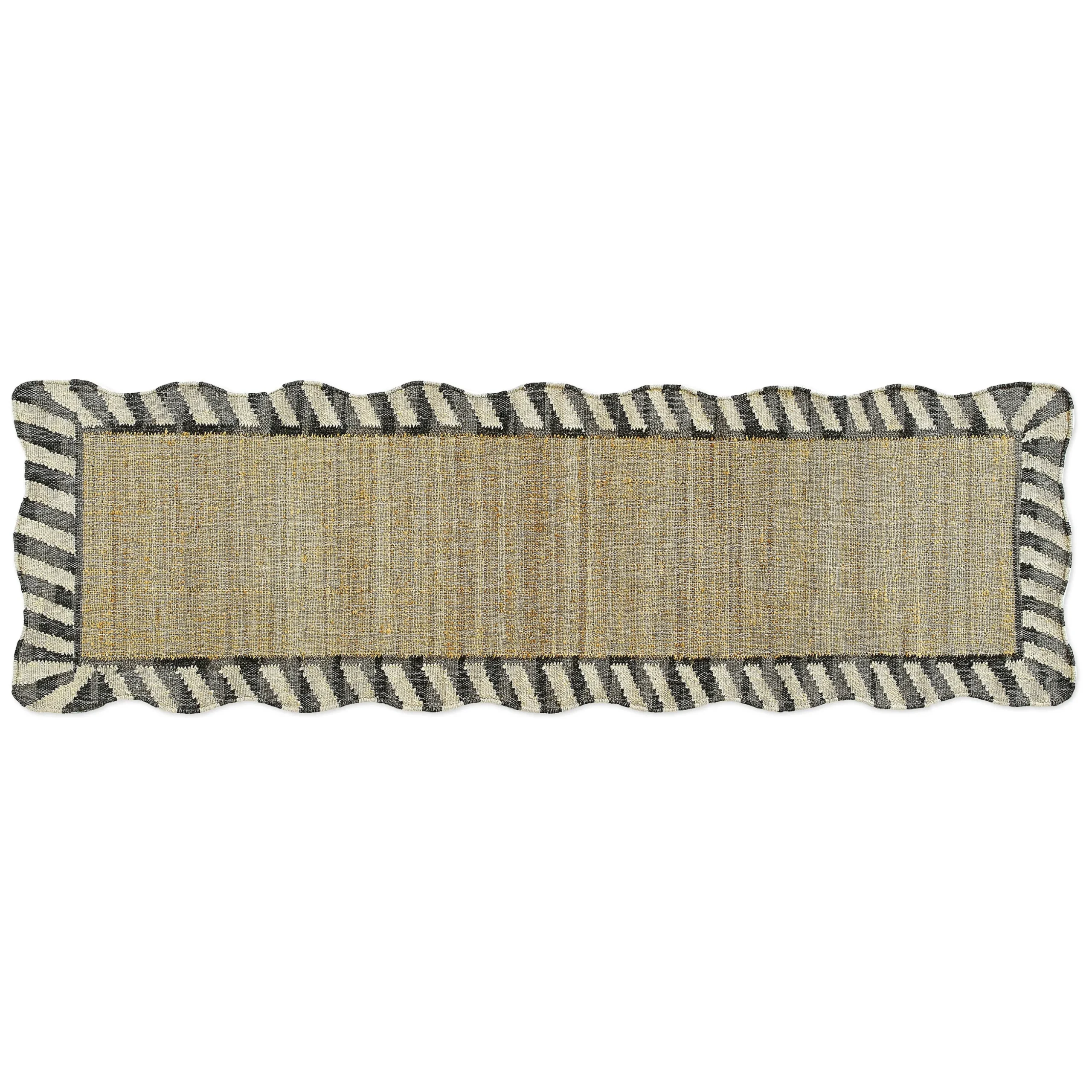 Jute Scalloped Black and White 2'6" x 8' Runner Rug