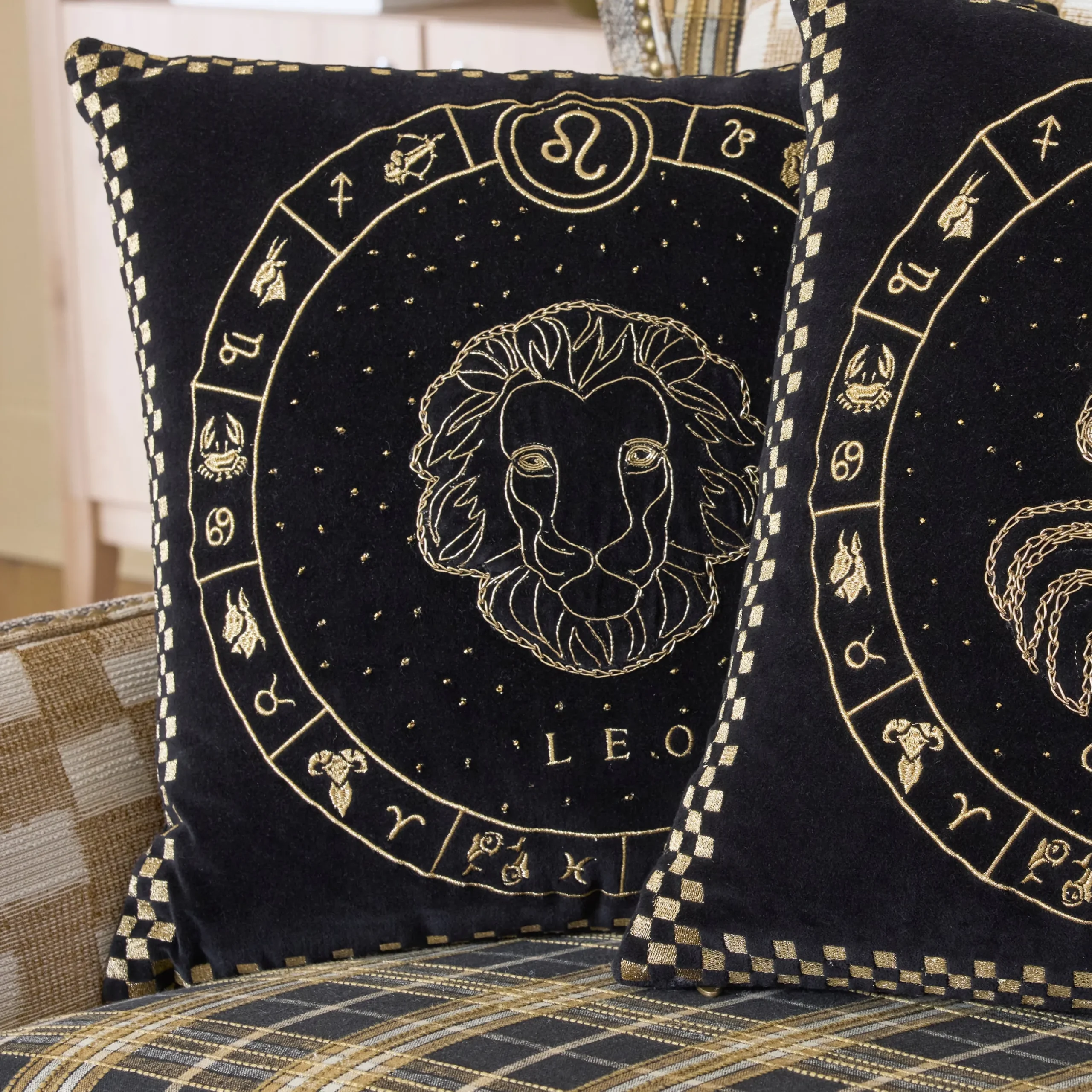 Leo Zodiac Throw Pillow