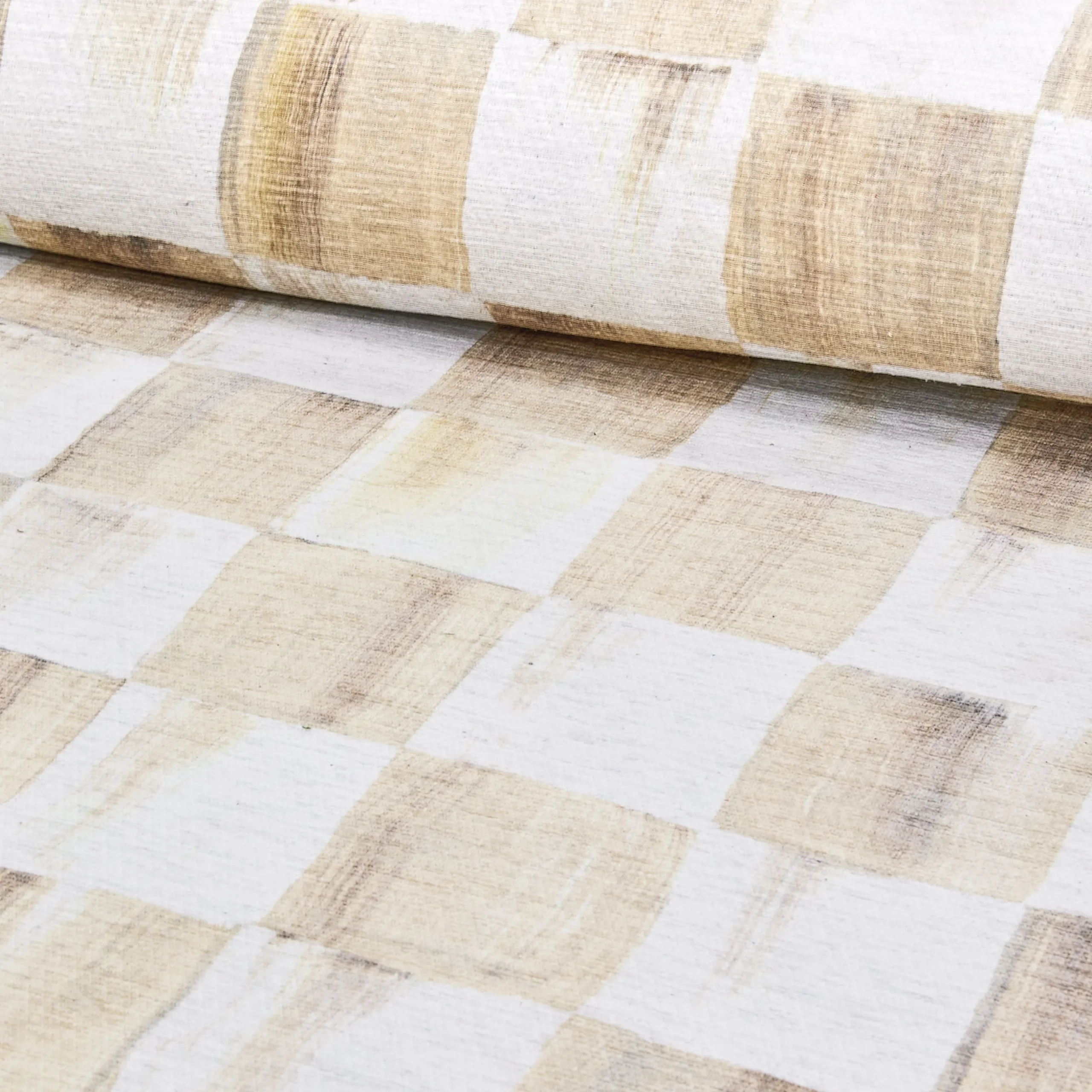 Mocha Checkered 2' x 3' Washable Rug