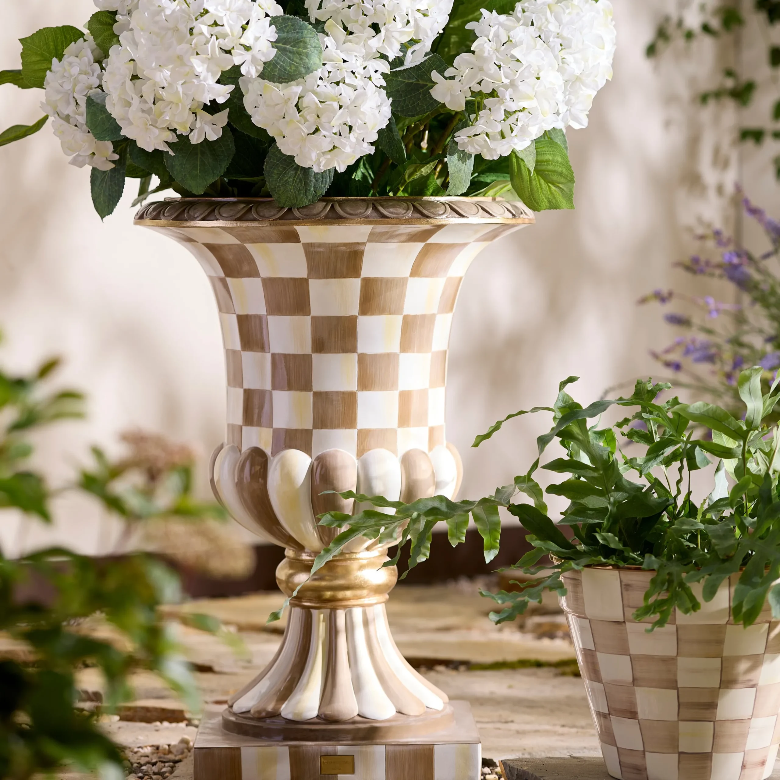 Mocha Check Pedestal Urn