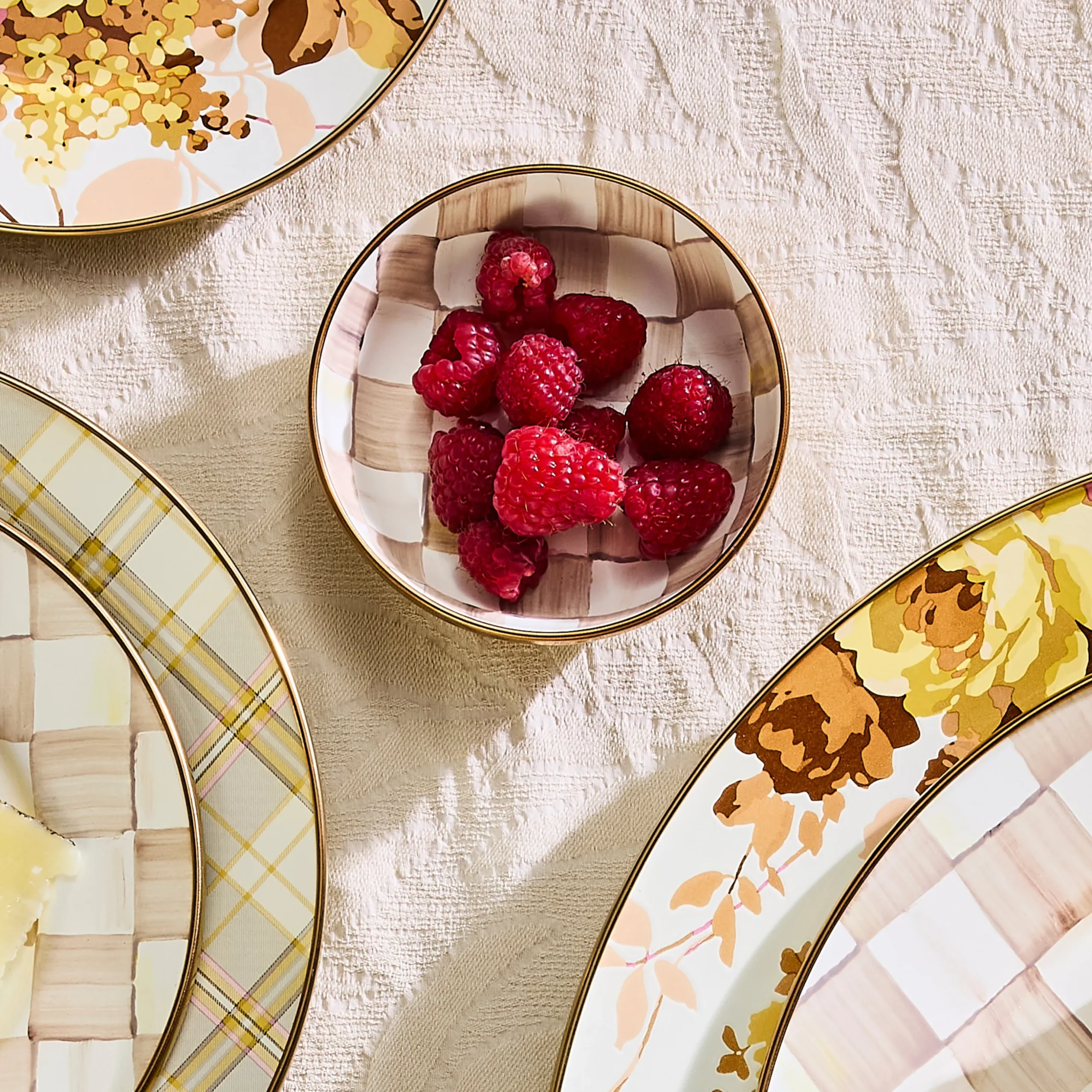 Mocha Check Relish Dish