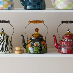 Poppy 2 Quart Tea Kettle