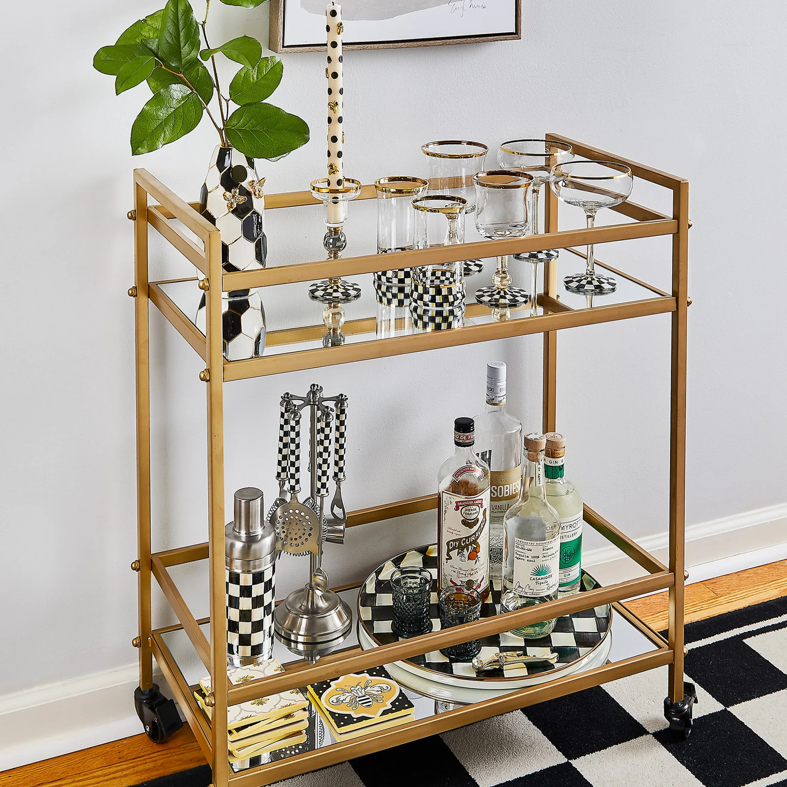Queen Bee Vase