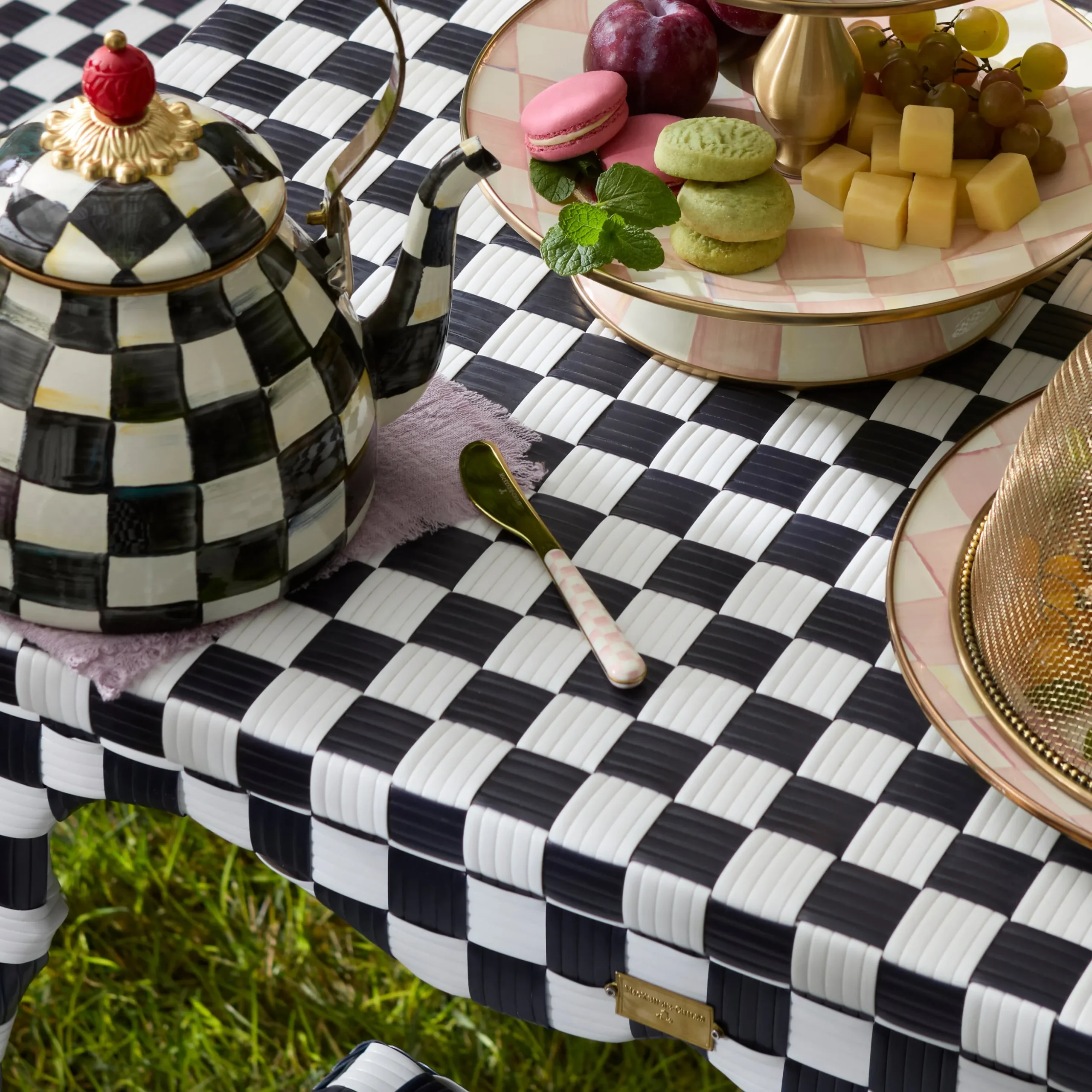 Rosy Check Bistro Spreaders, Set of 2