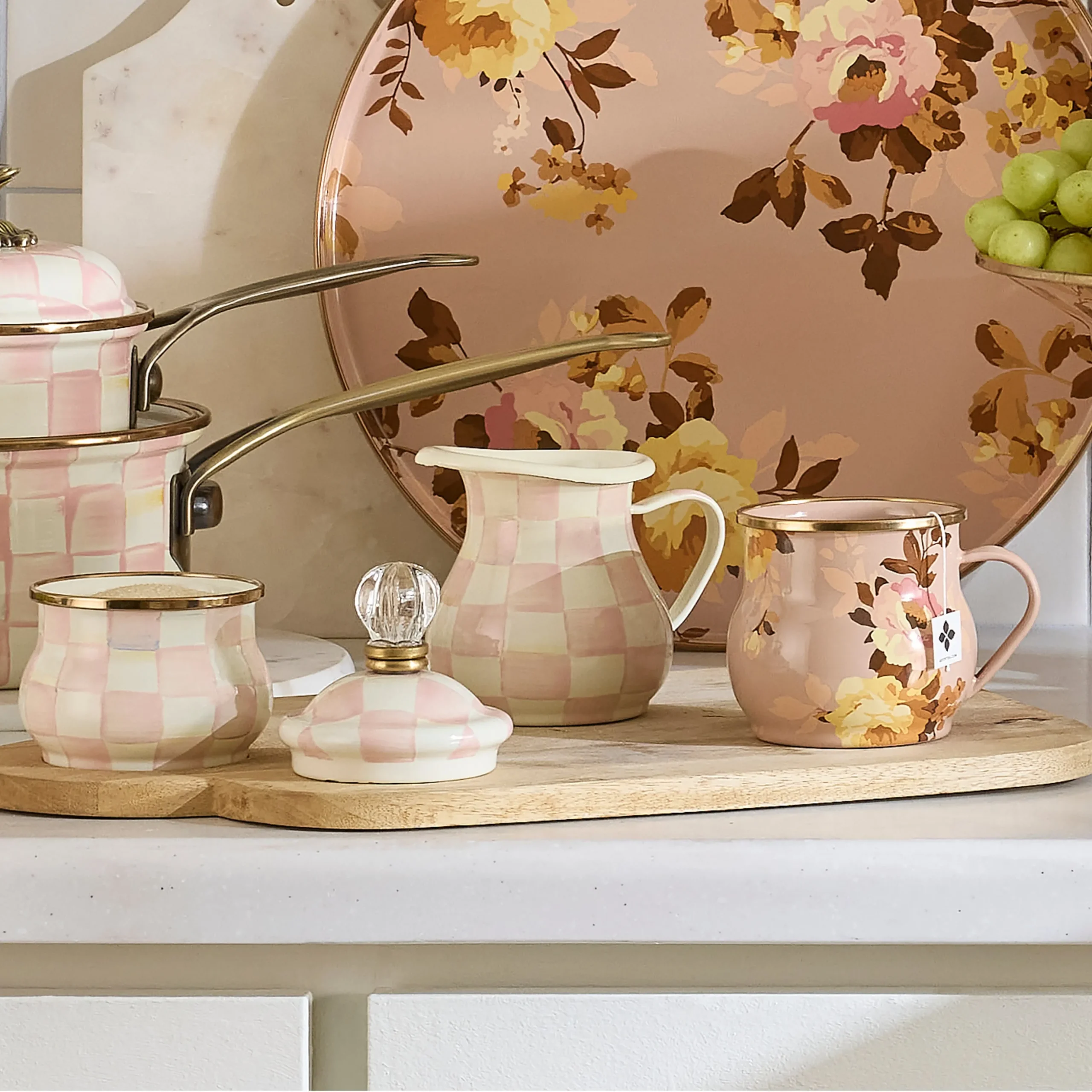 Rosy Check Creamer