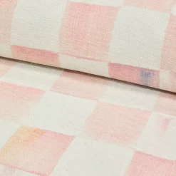 Rosy Checkered 5' x 7'6