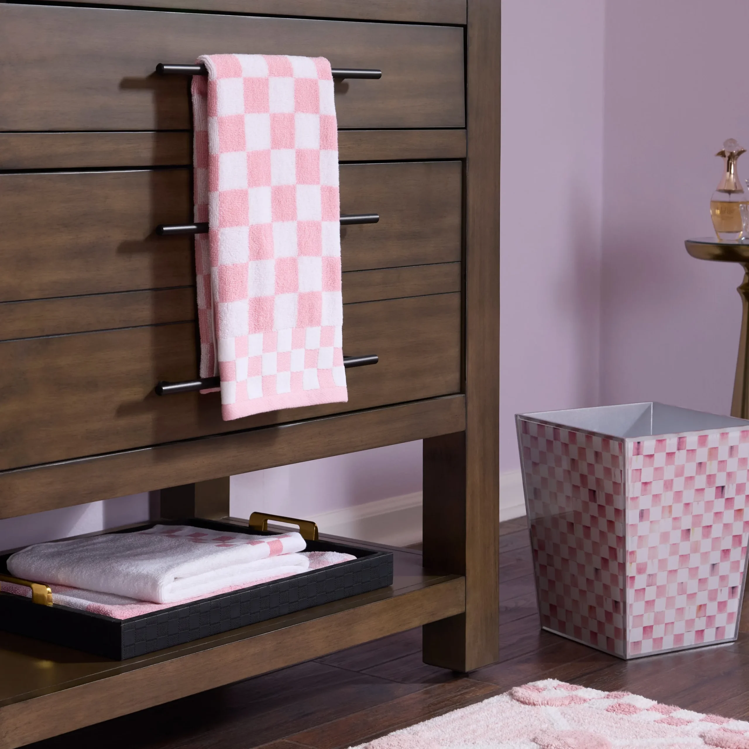 Rosy Check Hand Towel