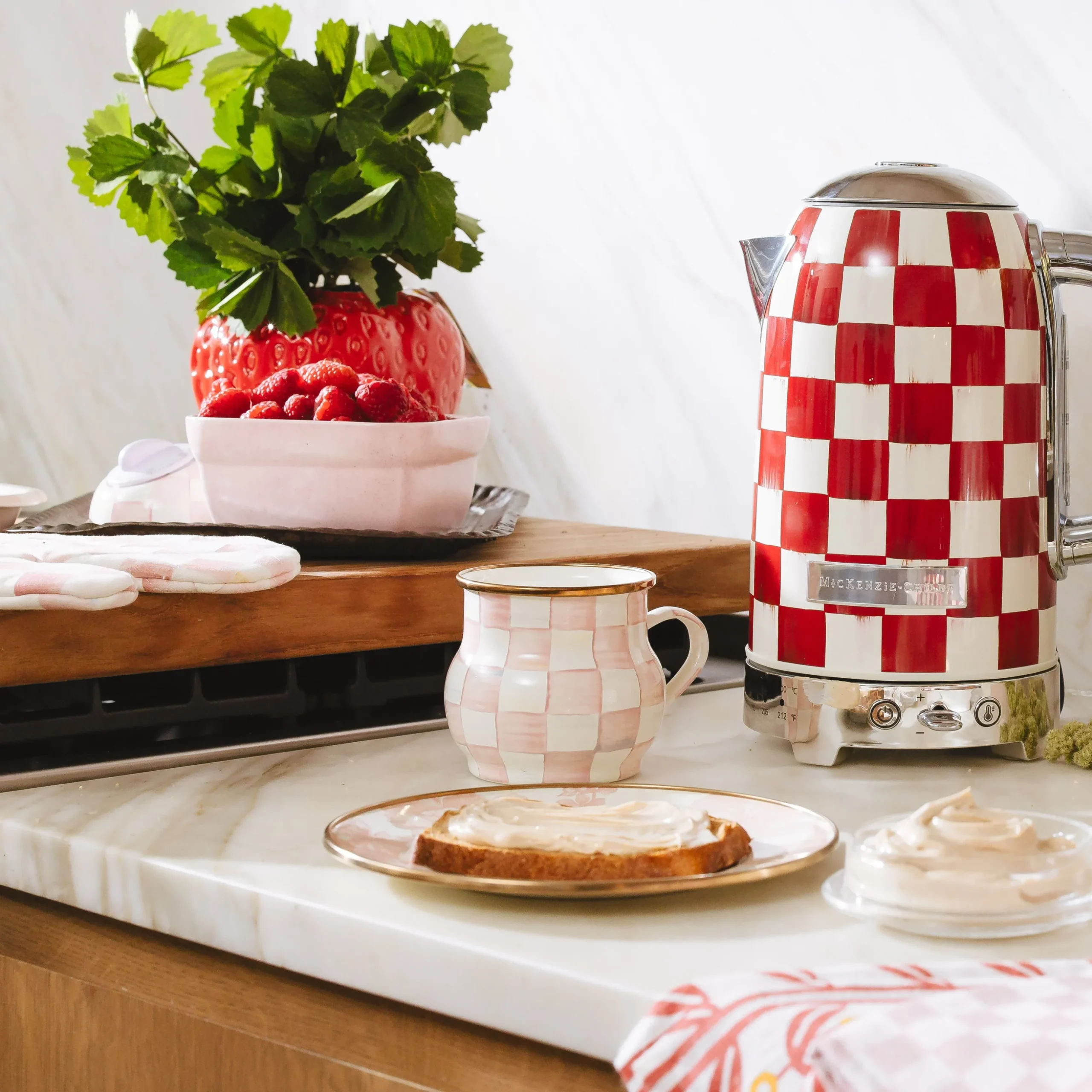 Rosy Check Mug