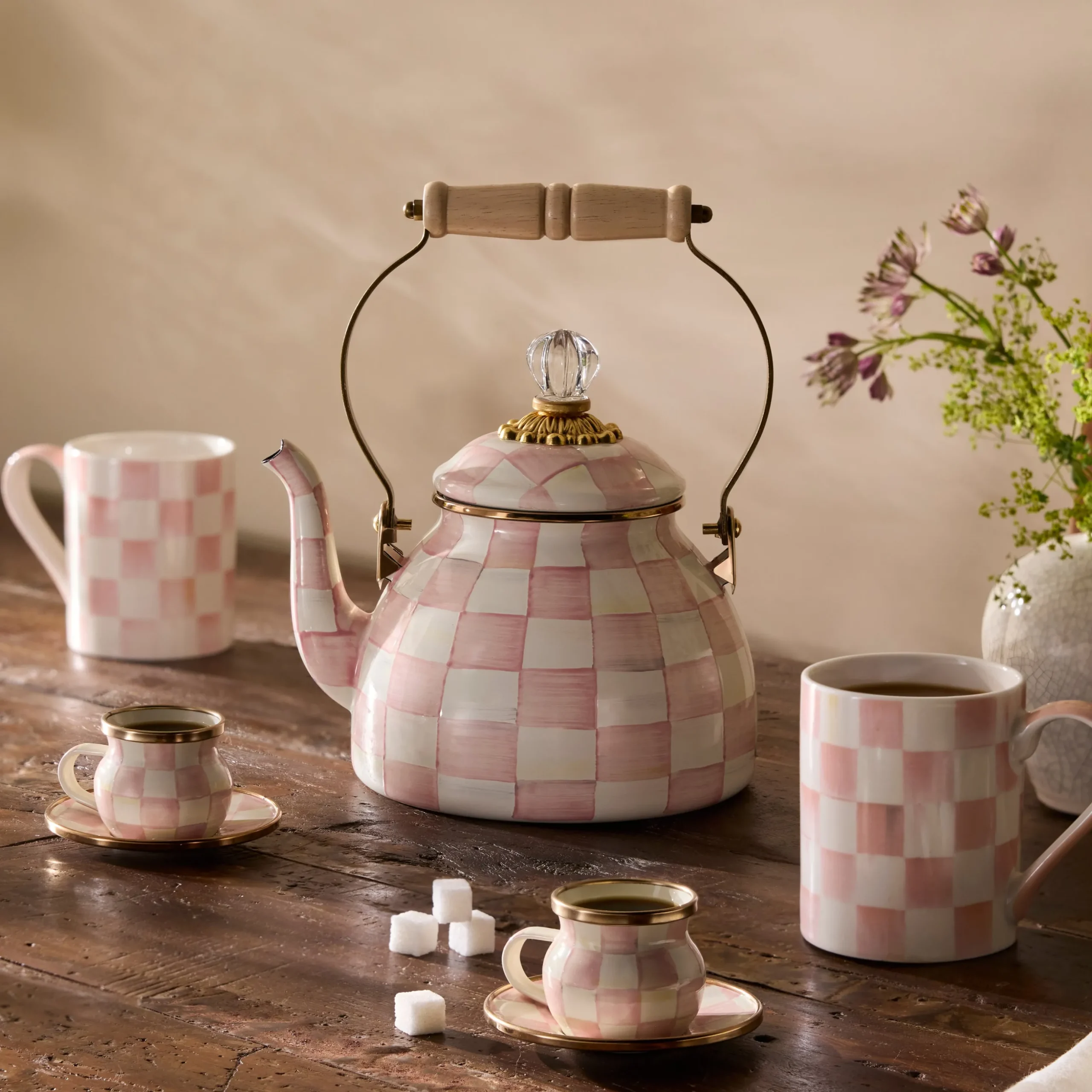 Rosy Check 2 Quart Tea Kettle