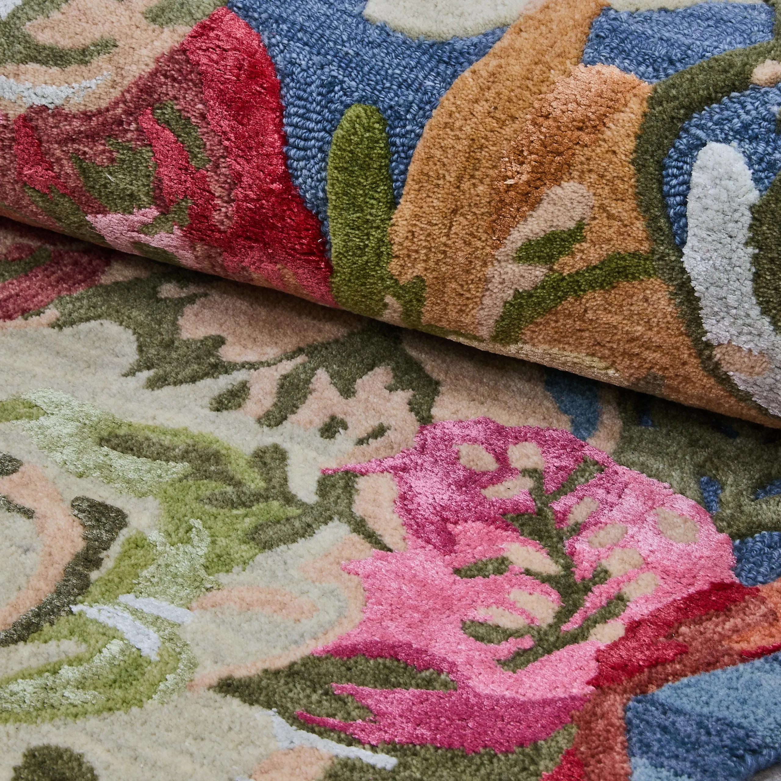 Sea Garden Floral 2'6" x 8' Runner