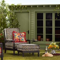 Spindle Check Outdoor Chair