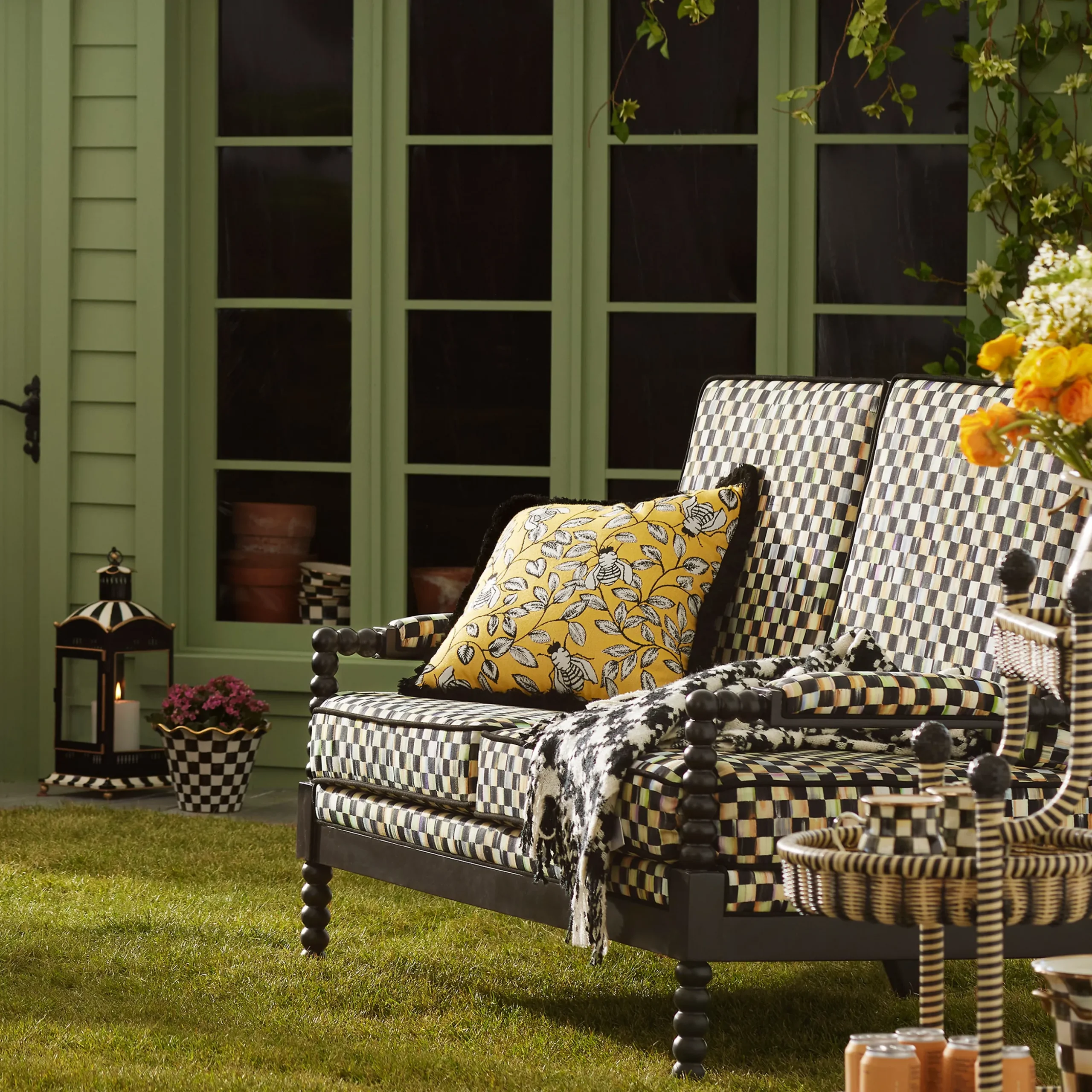 Spindle Check Outdoor Loveseat