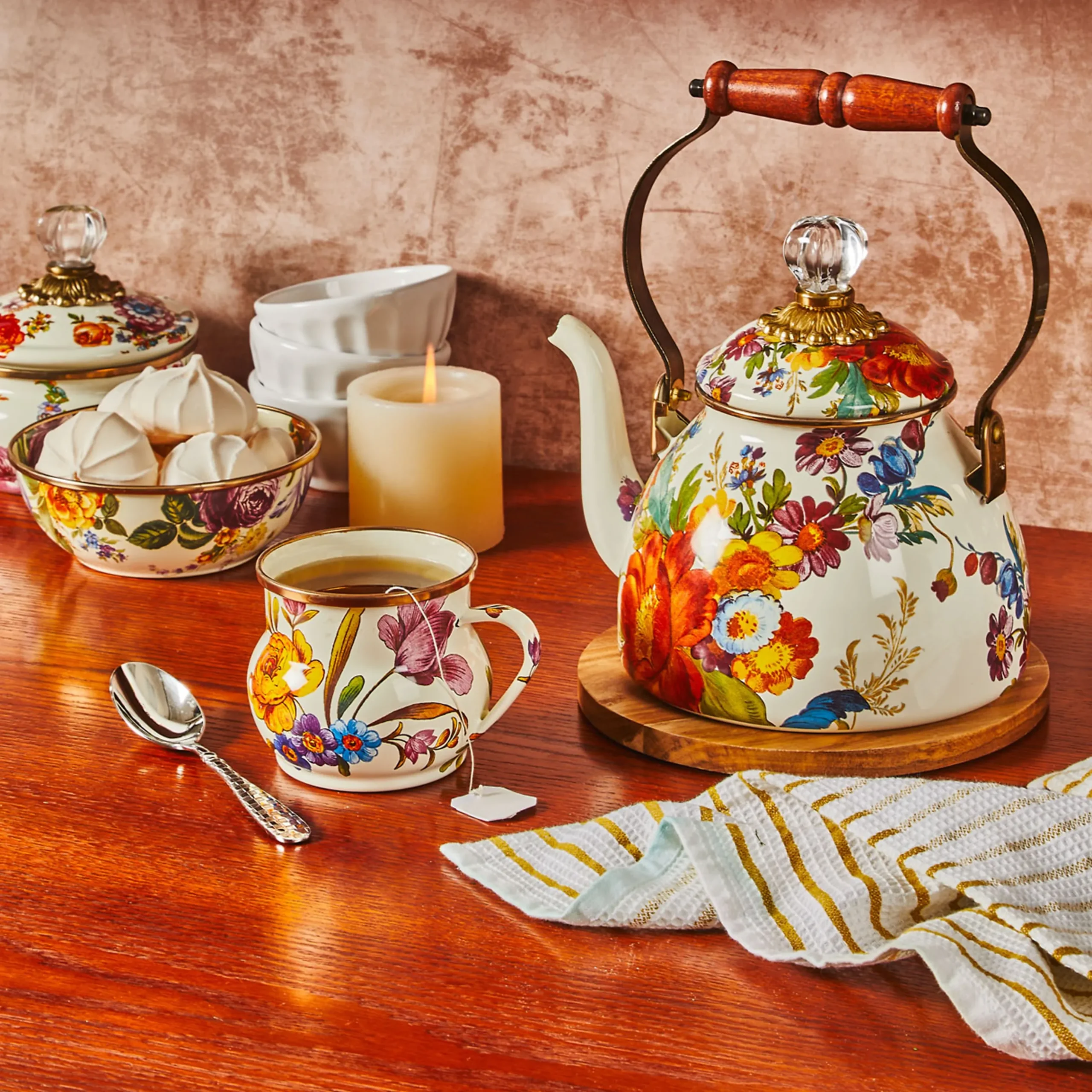 White Flower Market 2 Quart Tea Kettle