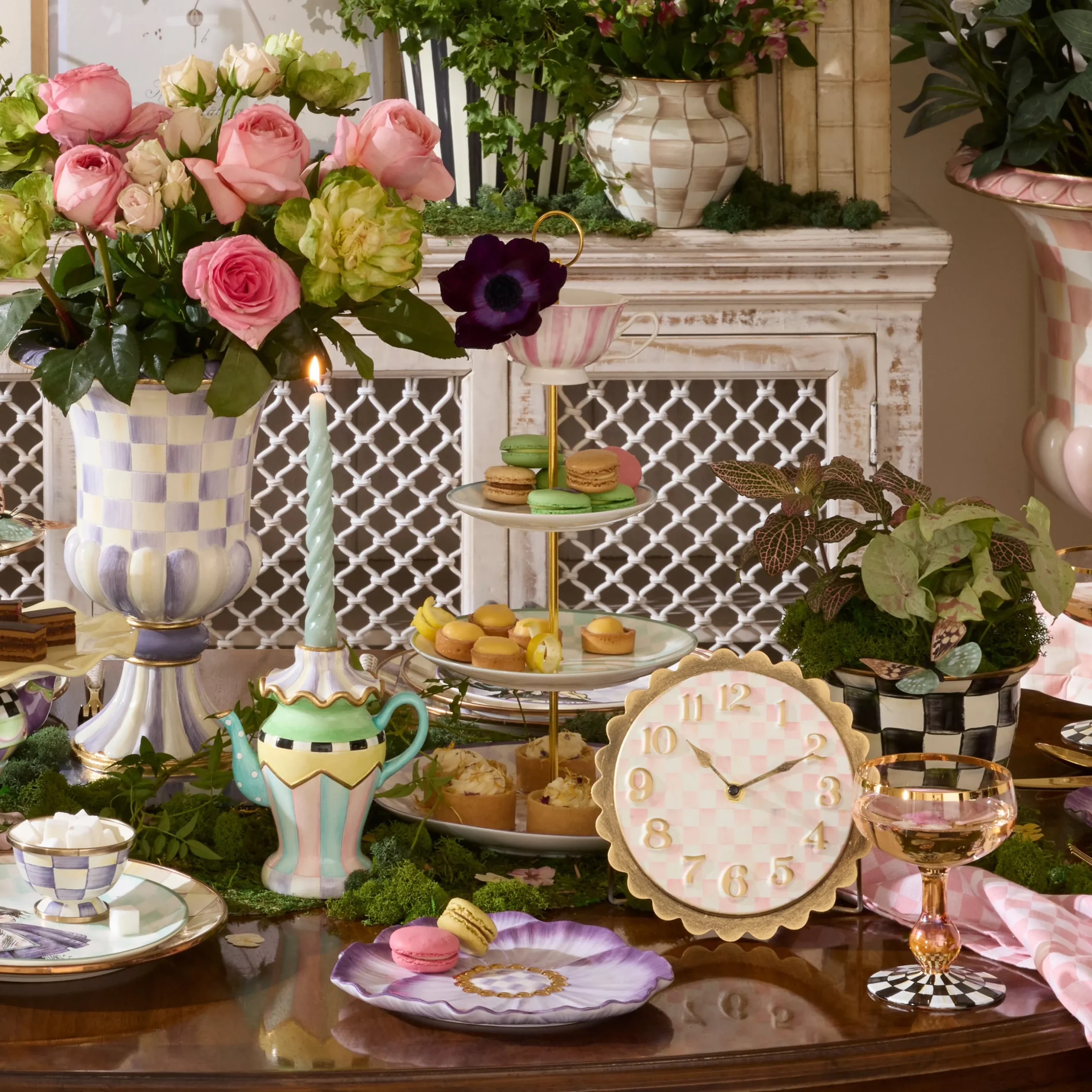 Wonderland Three Tier Sweet Stand